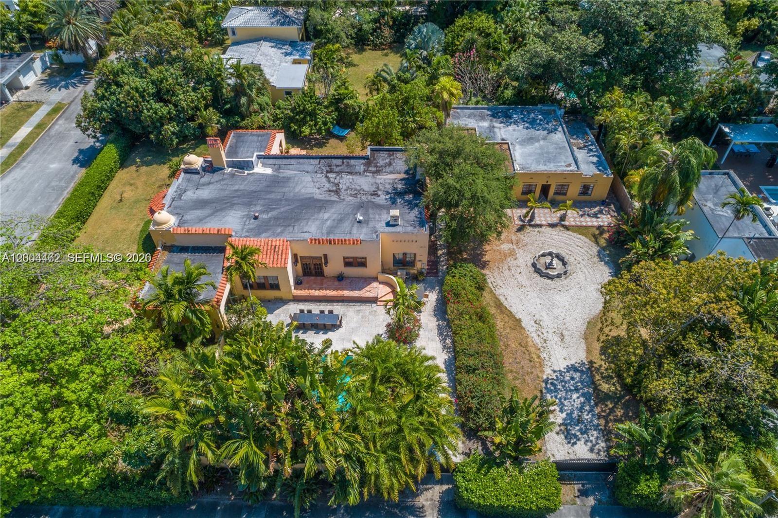 1036 NE 89th St Miami, FL 33138