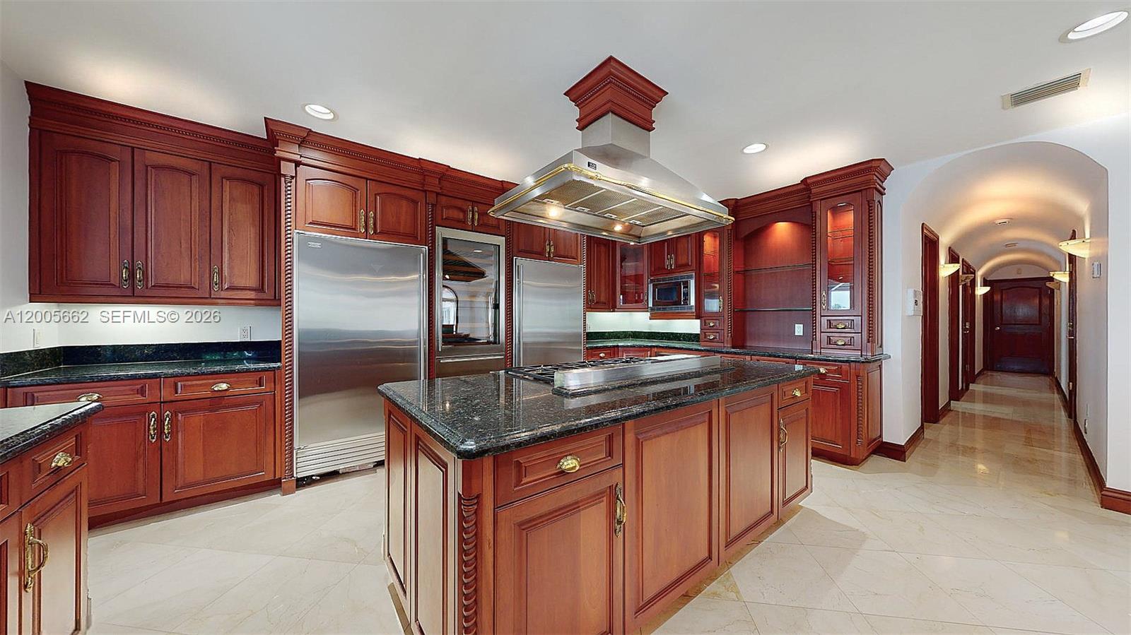 1131 Stillwater Dr Miami Beach, FL 33141