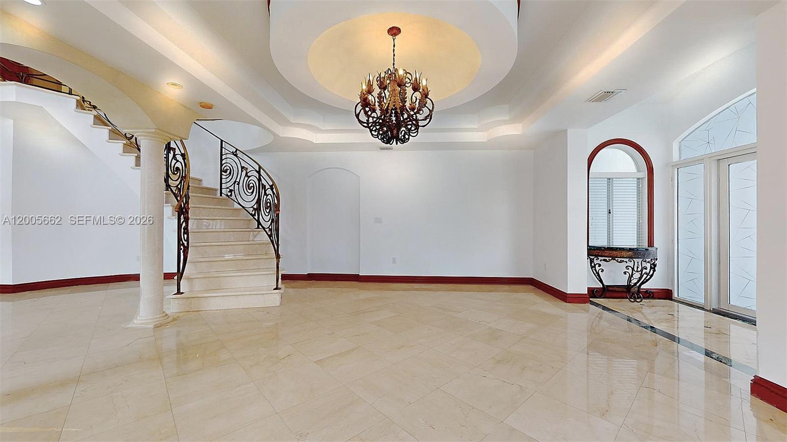 1131 Stillwater Dr Miami Beach, FL 33141