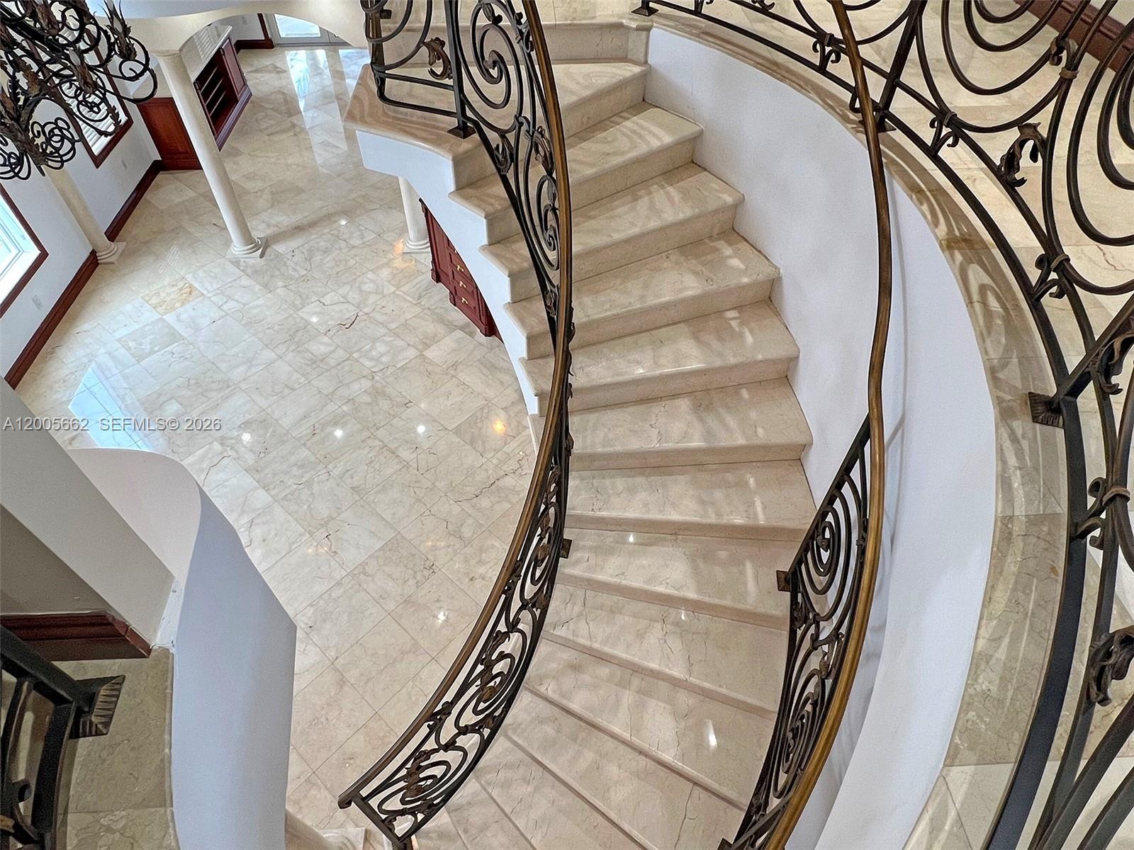 1131 Stillwater Dr Miami Beach, FL 33141