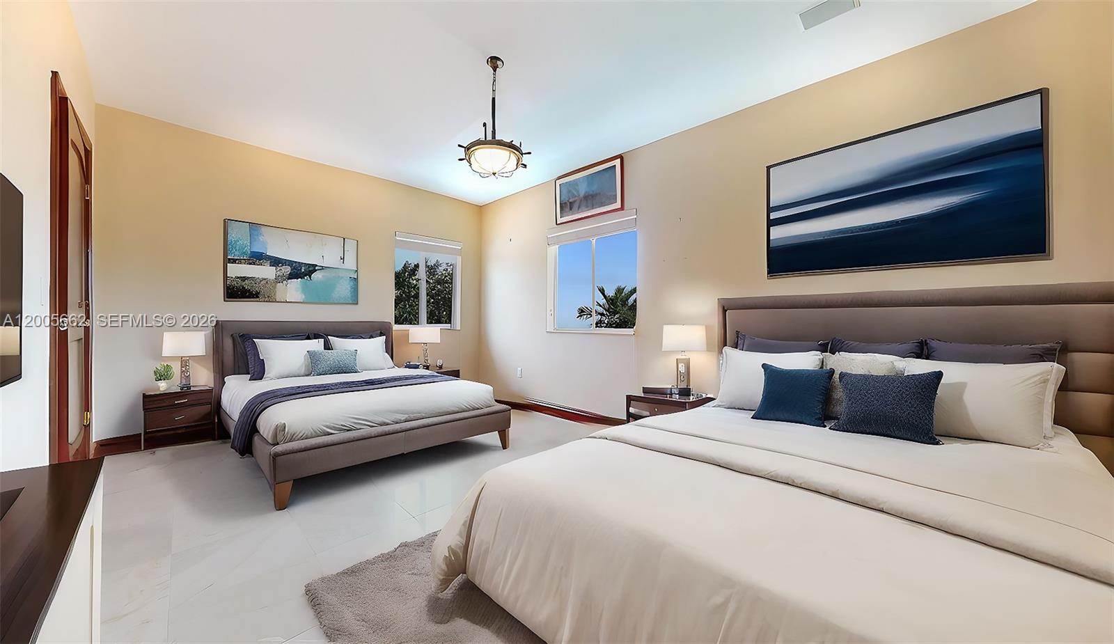 1131 Stillwater Dr Miami Beach, FL 33141