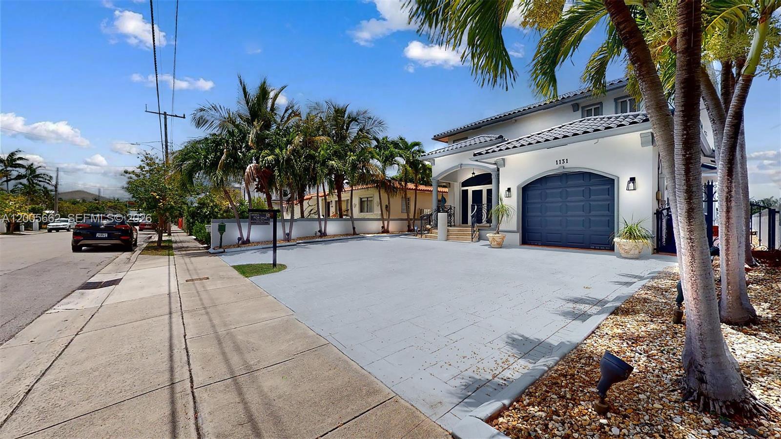 1131 Stillwater Dr Miami Beach, FL 33141