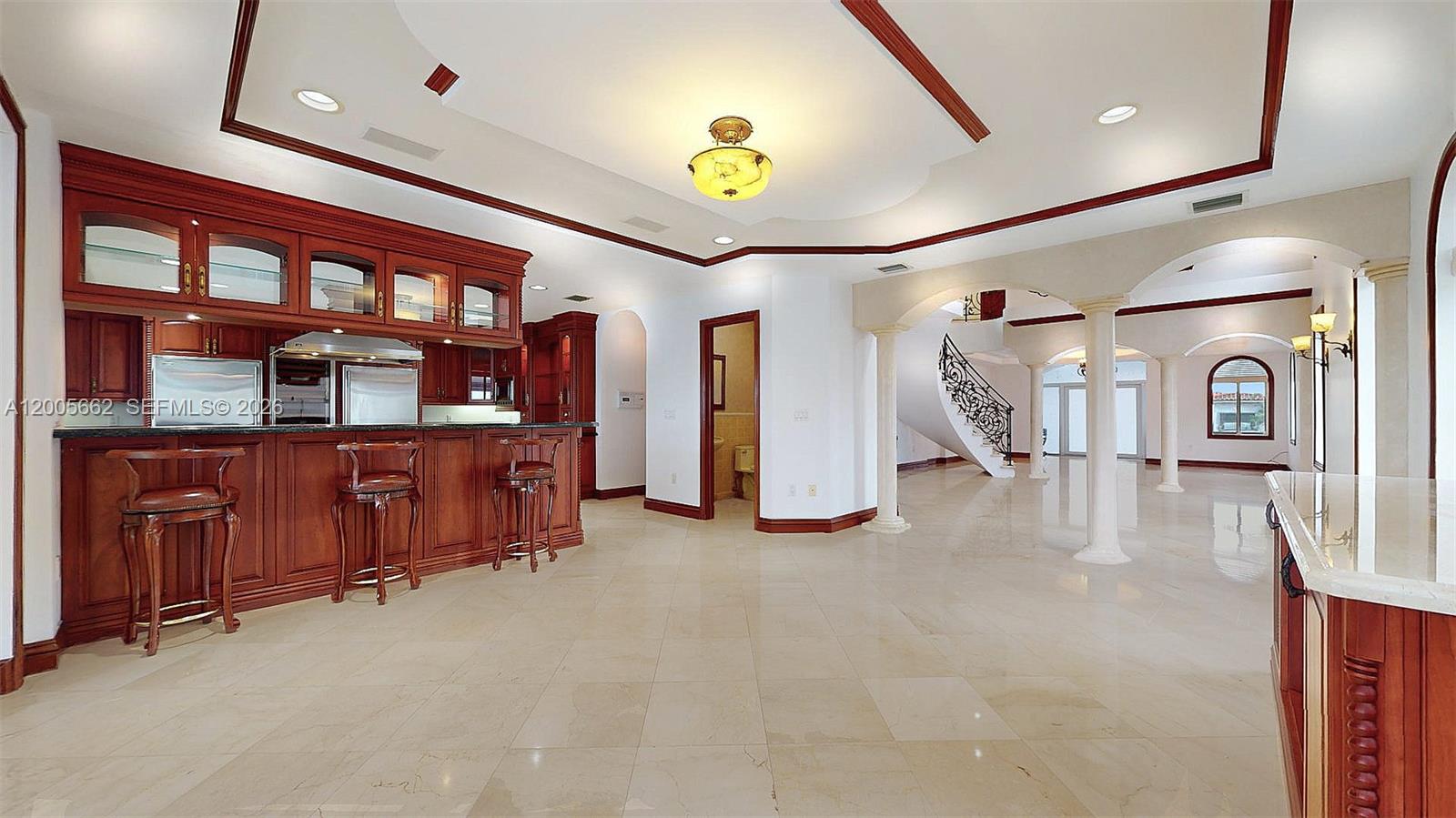 1131 Stillwater Dr Miami Beach, FL 33141