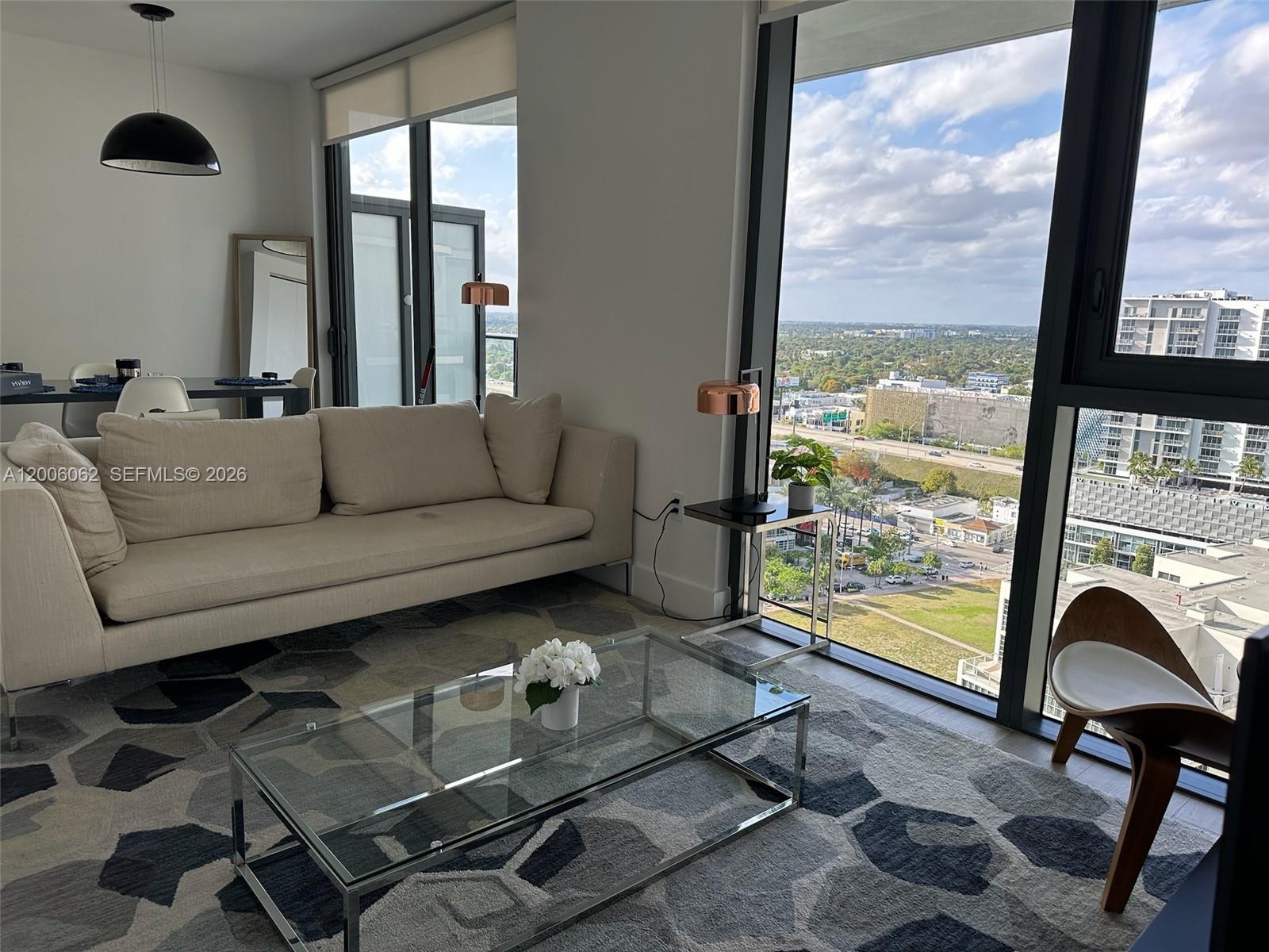 image Hyde Midtown25