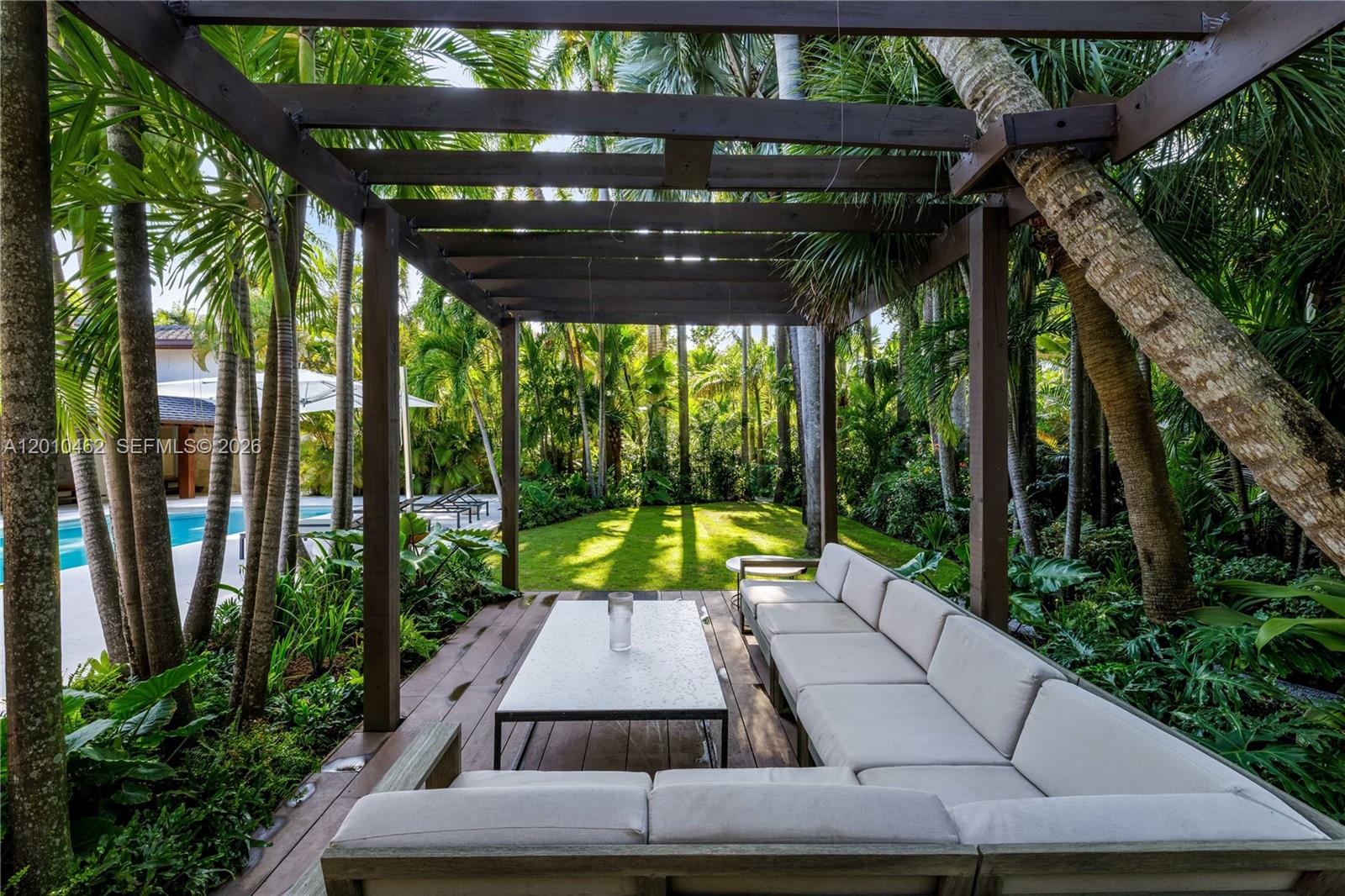 3600 Stewart Ave Miami, FL 33133