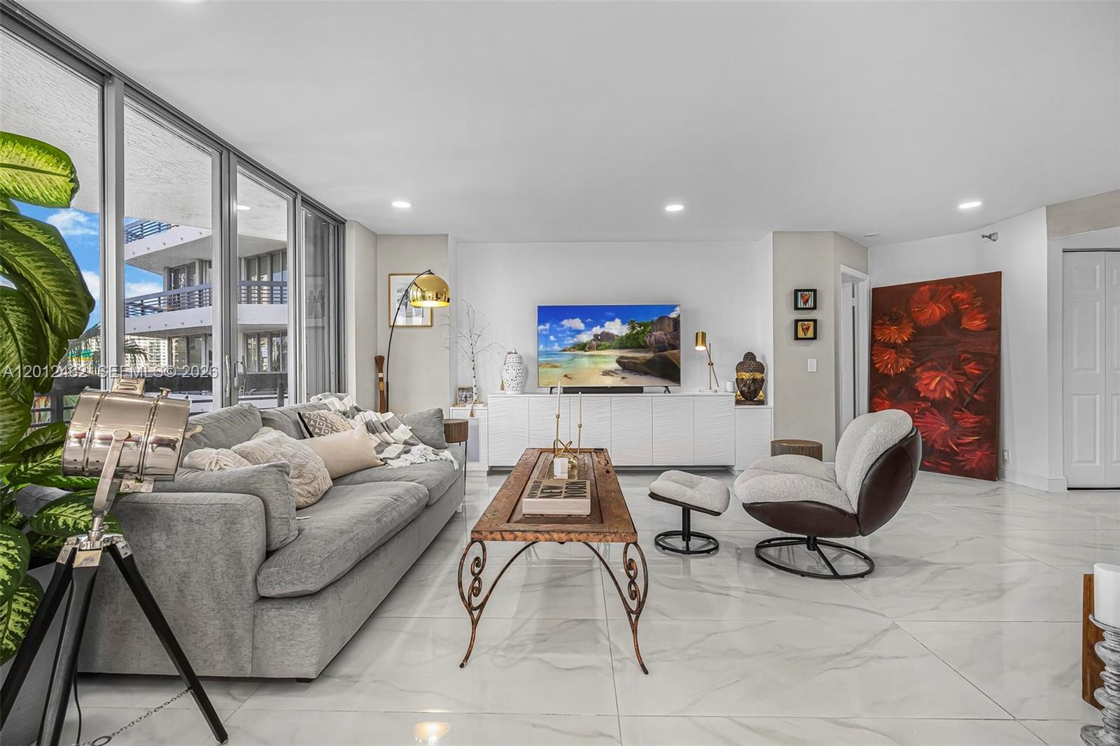 3500 Mystic Pointe Dr #604 Aventura, FL 33180