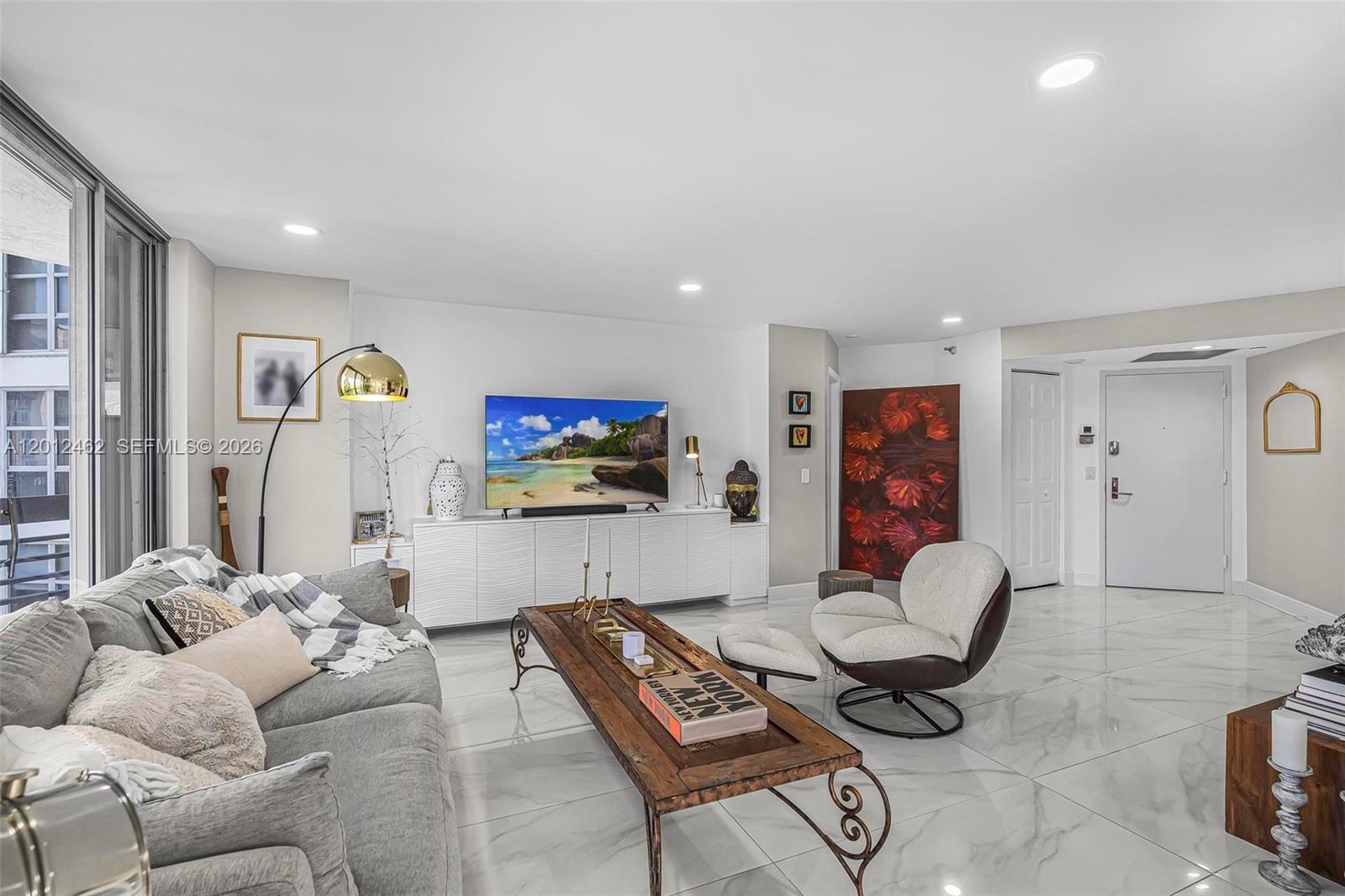 3500 Mystic Pointe Dr #604 Aventura, FL 33180