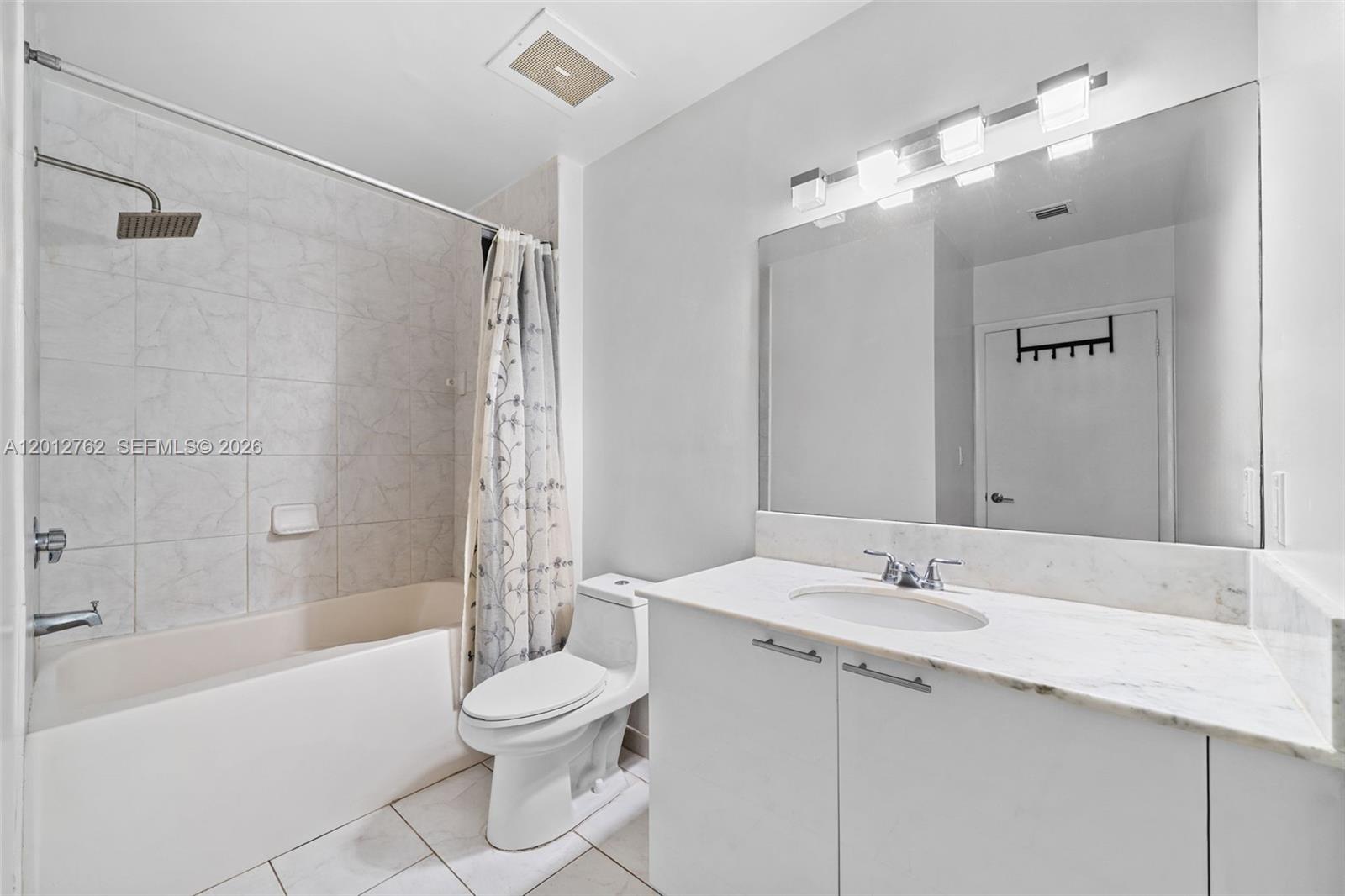 image The Loft 210