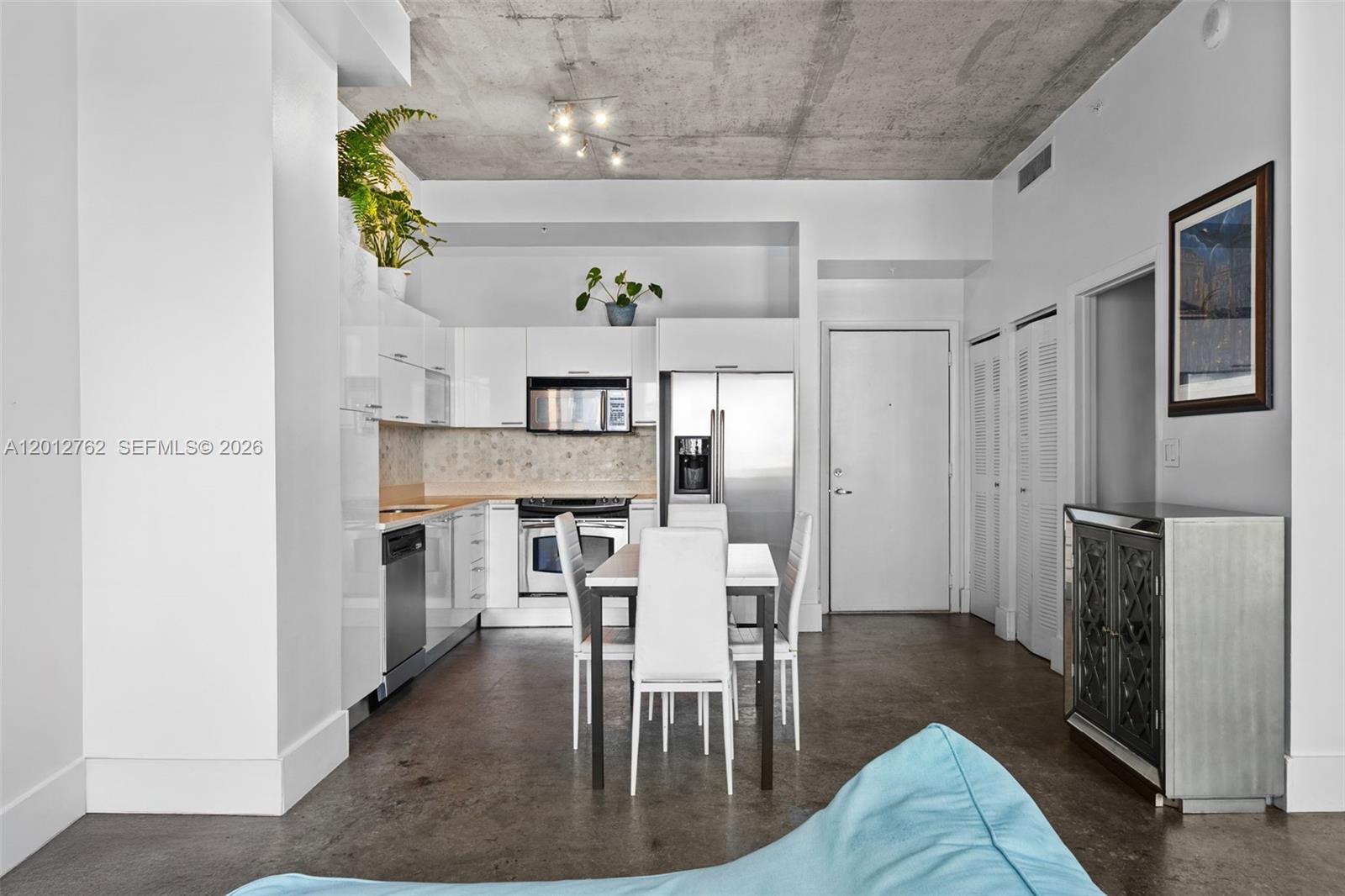 image The Loft 23