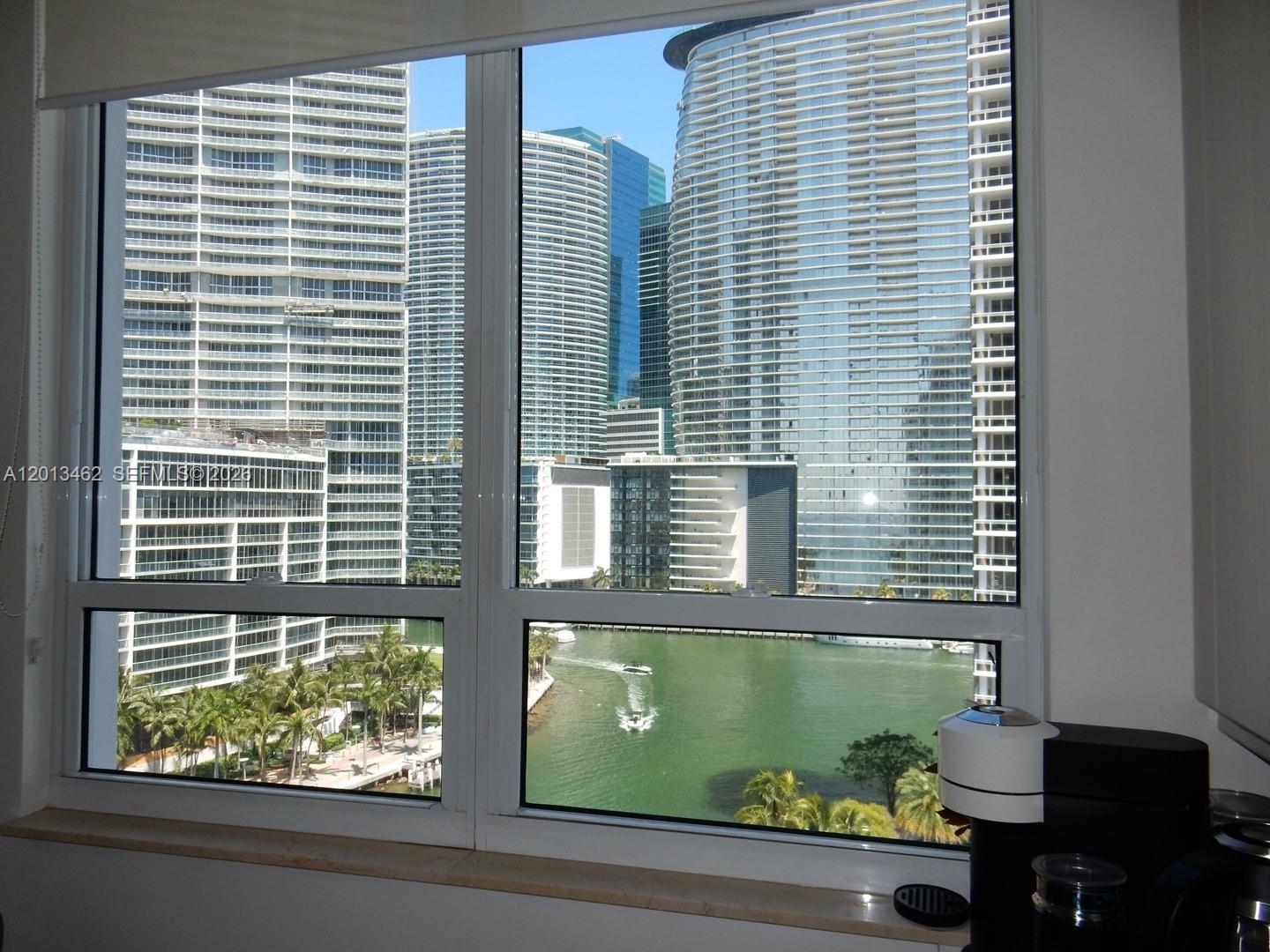 801 Brickell Key Blvd #1102 Miami, FL 33131