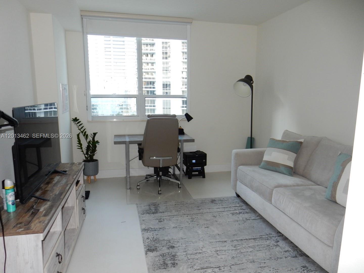 801 Brickell Key Blvd #1102 Miami, FL 33131