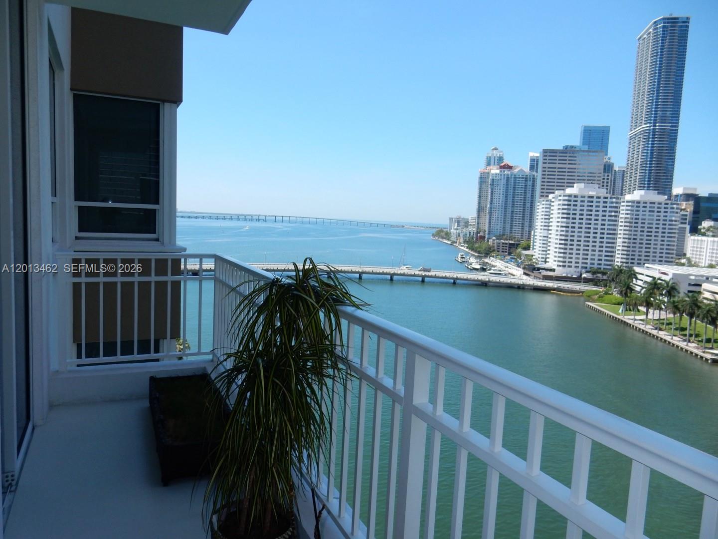 801 Brickell Key Blvd #1102 Miami, FL 33131