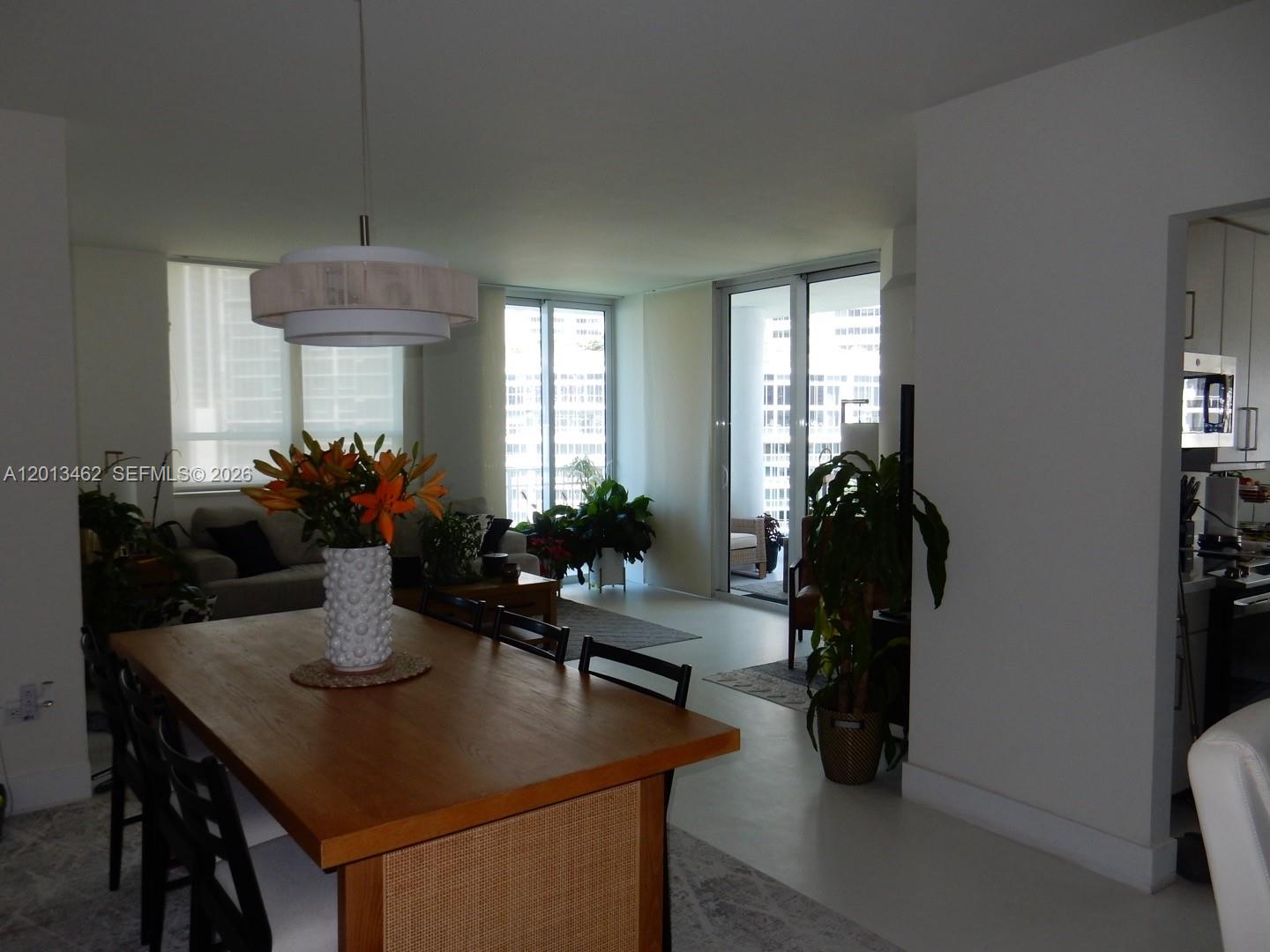 801 Brickell Key Blvd #1102 Miami, FL 33131