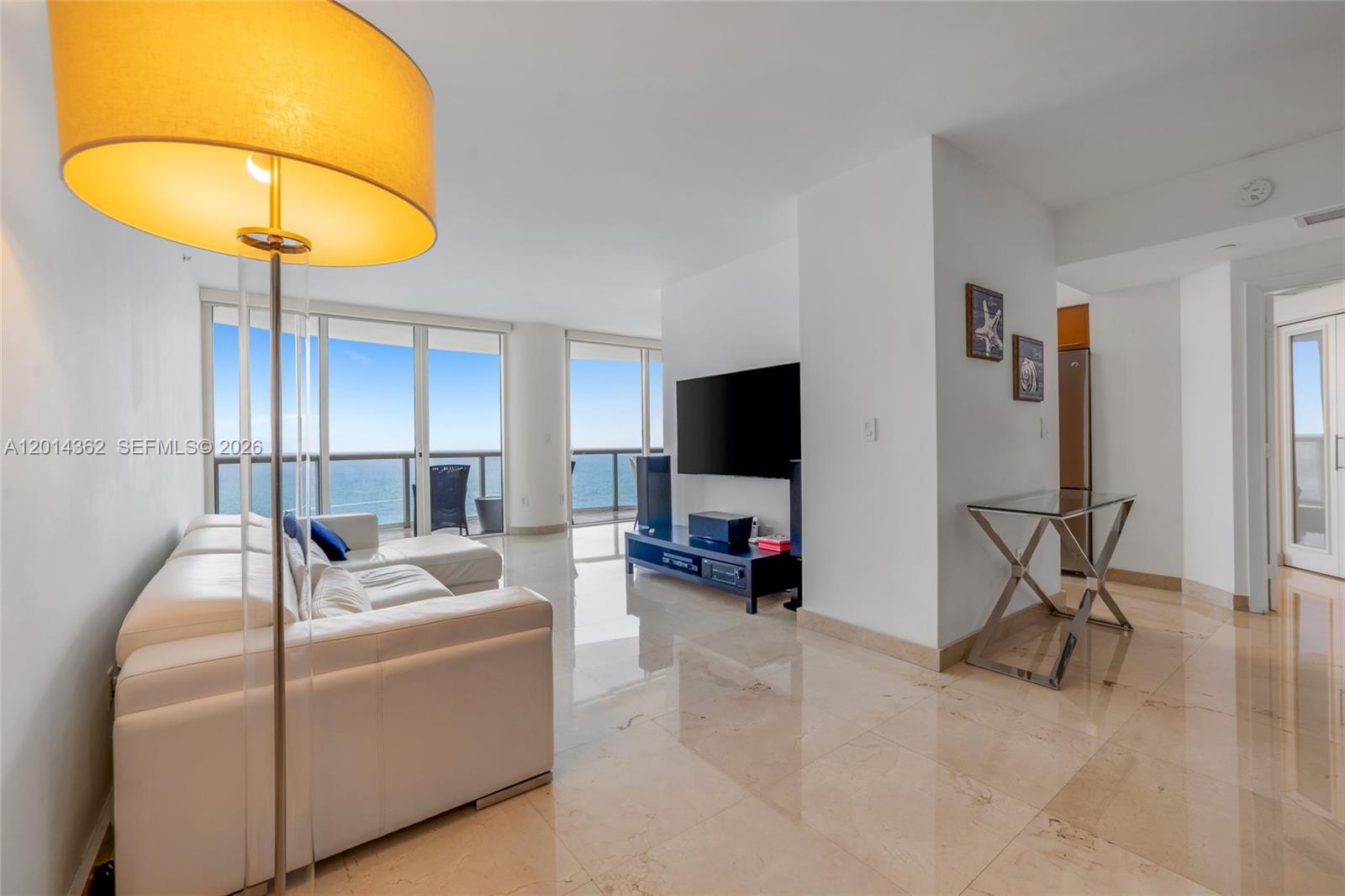 6365 Collins Ave #3202 Miami Beach, FL 33141