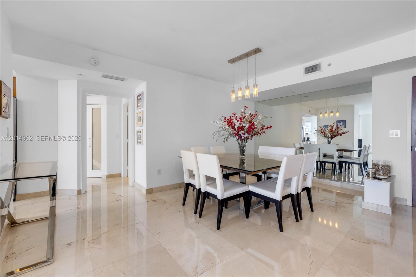 6365 Collins Ave #3202 Miami Beach, FL 33141