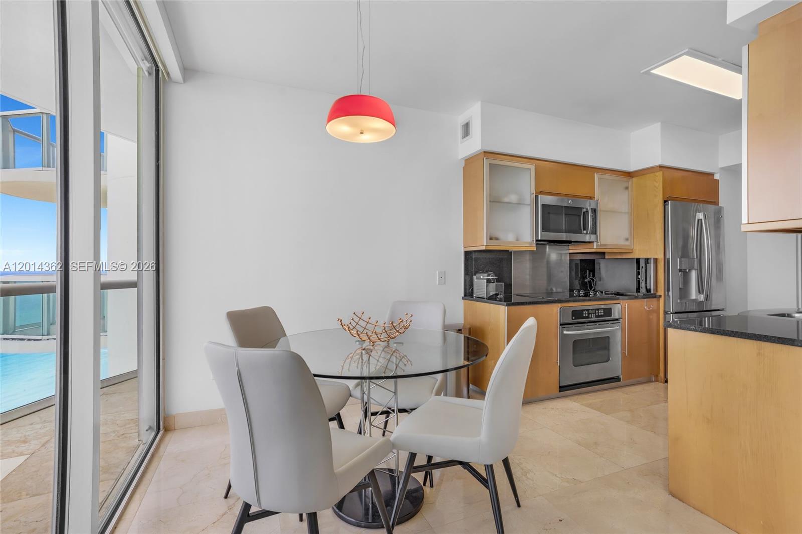 6365 Collins Ave #3202 Miami Beach, FL 33141