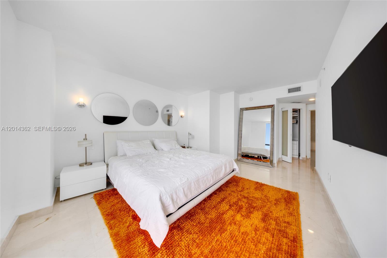 6365 Collins Ave #3202 Miami Beach, FL 33141