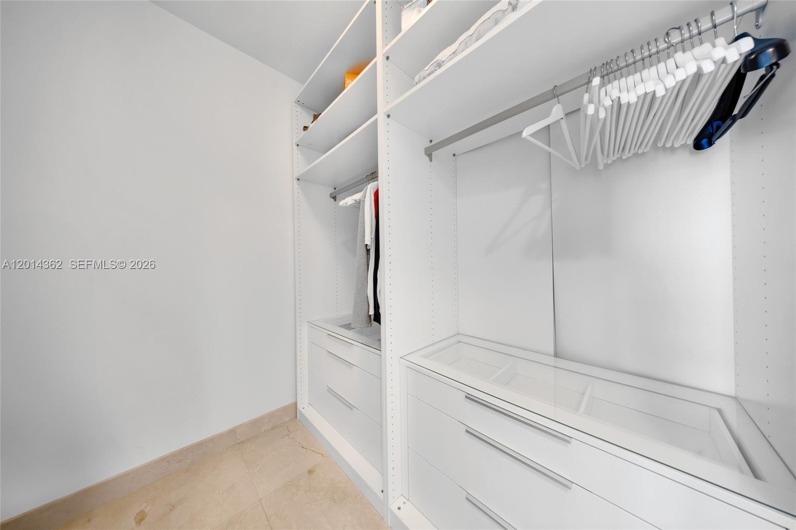 6365 Collins Ave #3202 Miami Beach, FL 33141