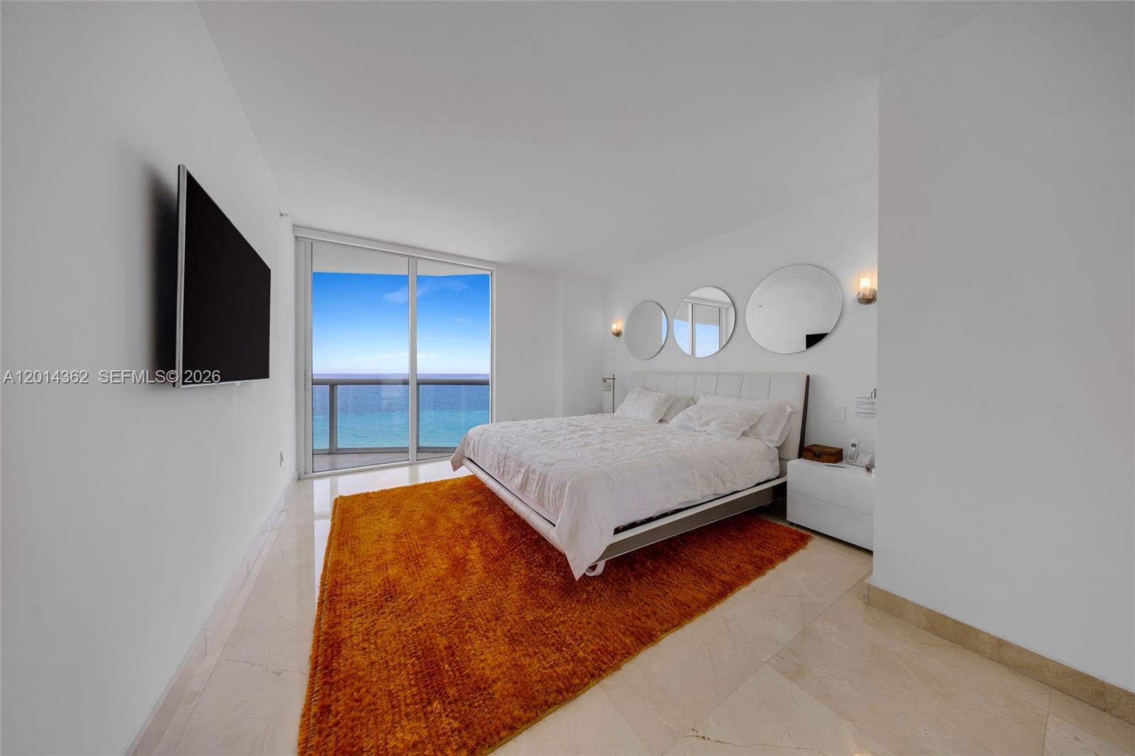 6365 Collins Ave #3202 Miami Beach, FL 33141