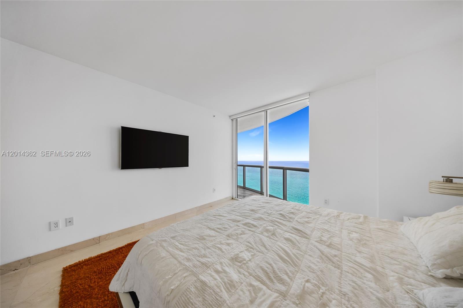 6365 Collins Ave #3202 Miami Beach, FL 33141