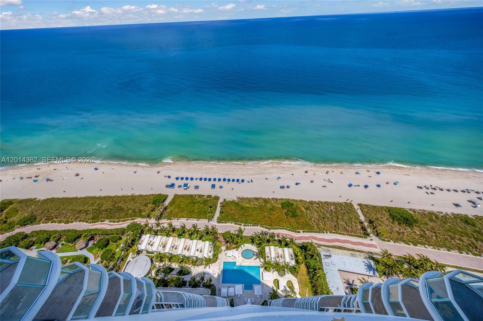 6365 Collins Ave #3202 Miami Beach, FL 33141