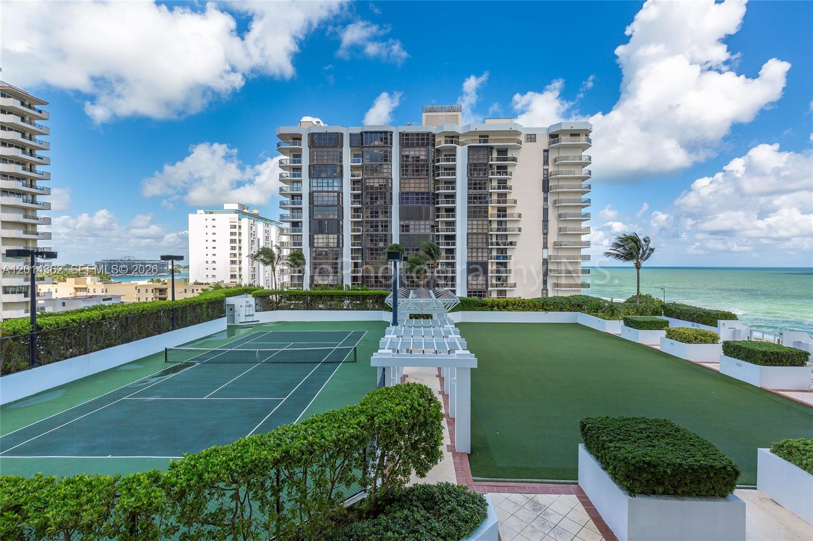 6365 Collins Ave #3202 Miami Beach, FL 33141