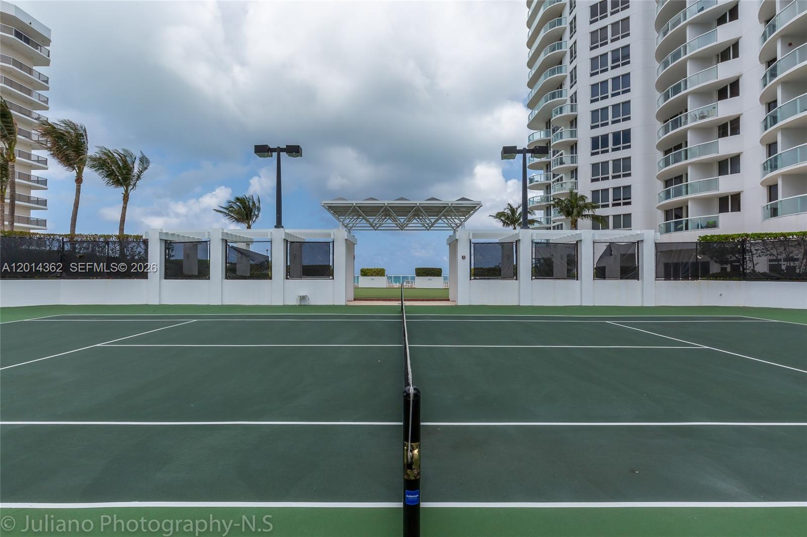 6365 Collins Ave #3202 Miami Beach, FL 33141
