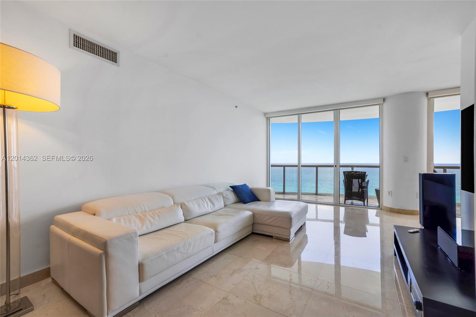 6365 Collins Ave #3202 Miami Beach, FL 33141