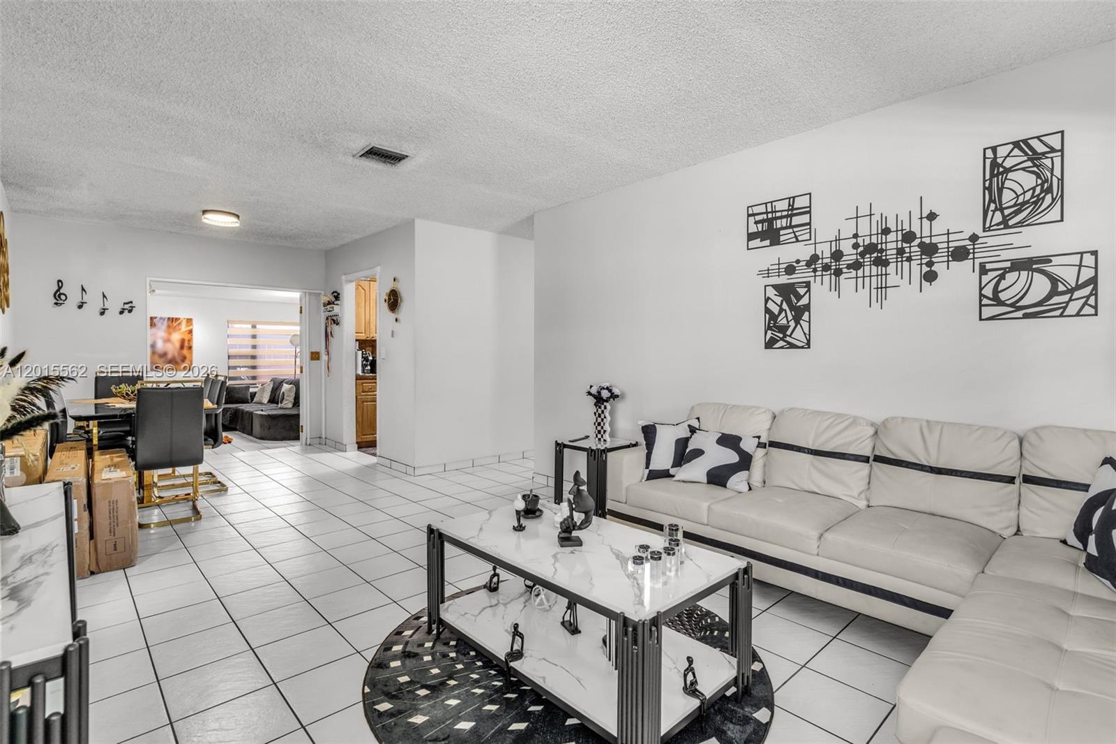 3270 SW 7th St Miami, FL 33135