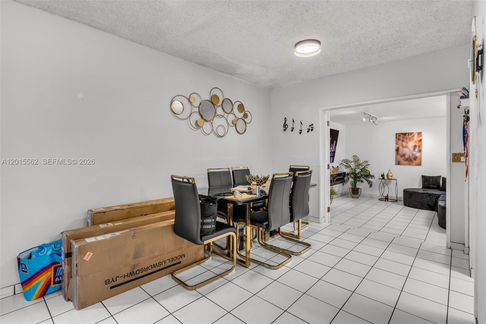 3270 SW 7th St Miami, FL 33135