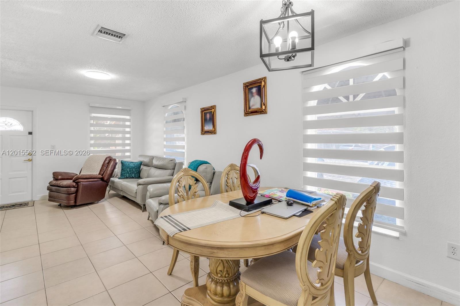 3270 SW 7th St Miami, FL 33135