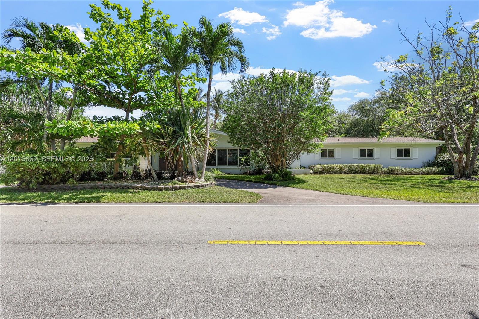 7800 SW 132nd St Pinecrest, FL 33156