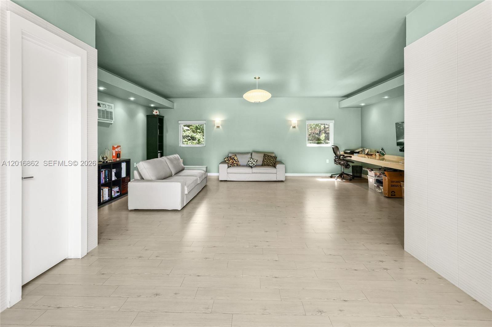 7800 SW 132nd St Pinecrest, FL 33156