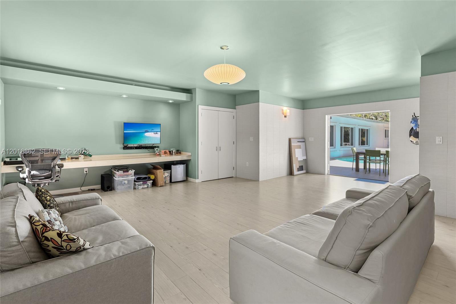 7800 SW 132nd St Pinecrest, FL 33156