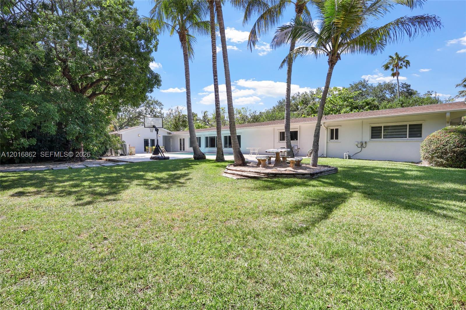 7800 SW 132nd St Pinecrest, FL 33156