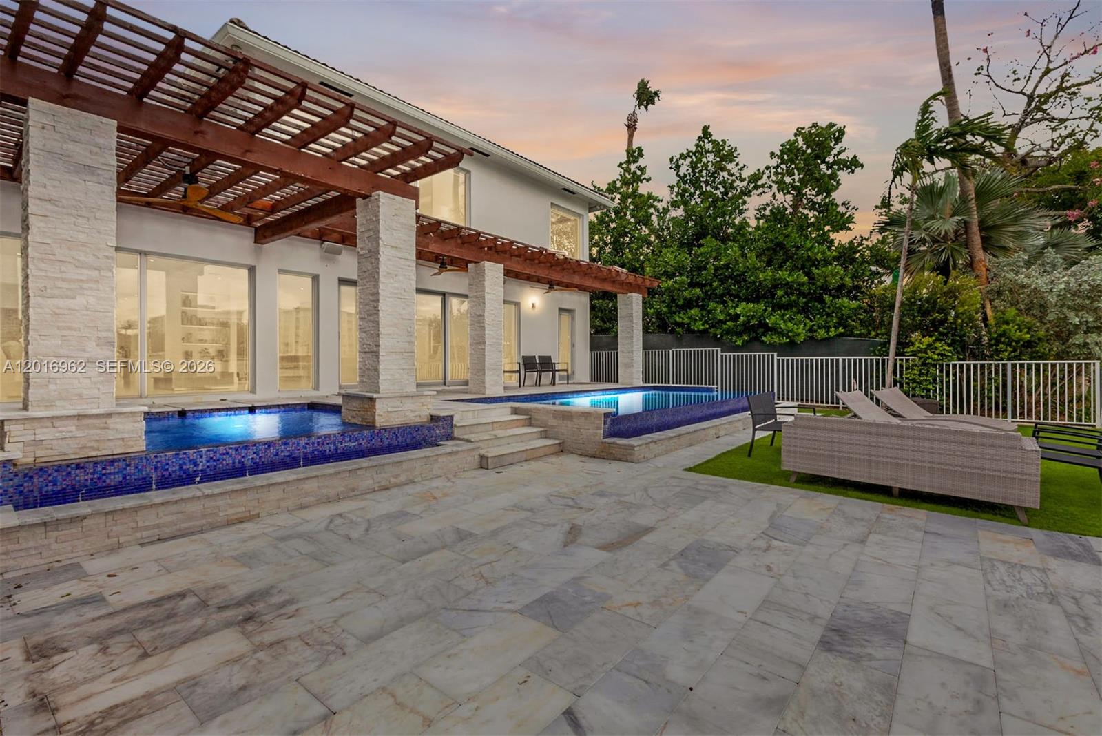 9380 Bay Dr Surfside, FL 33154