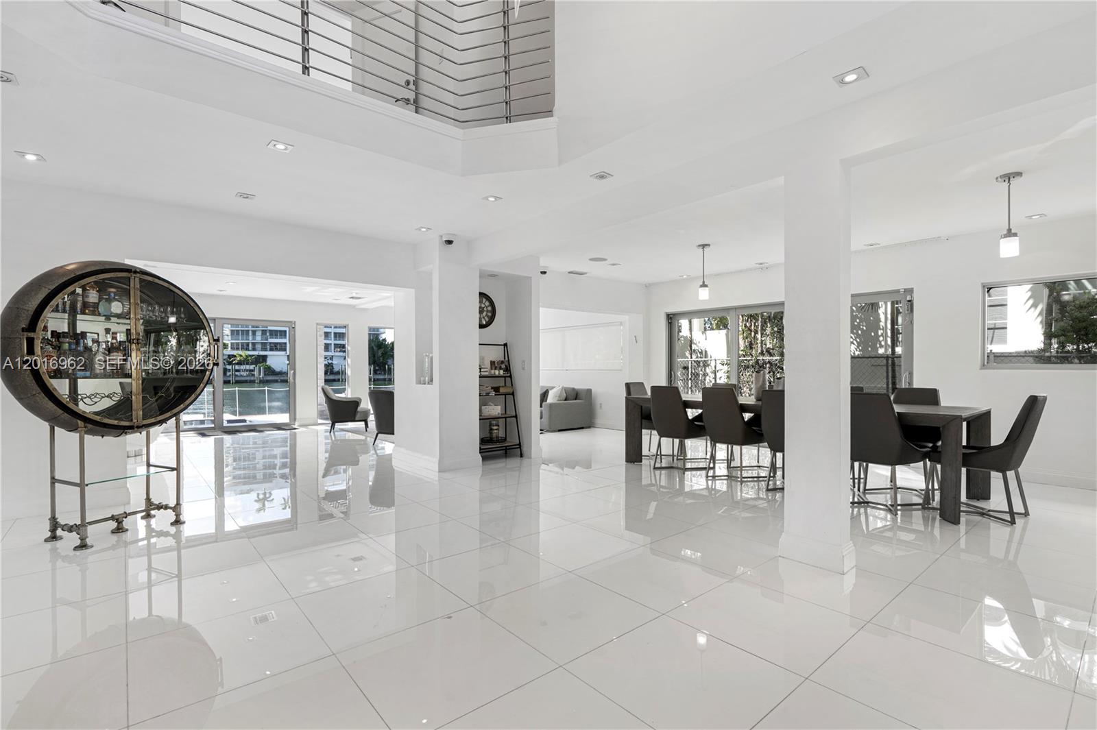 9380 Bay Dr Surfside, FL 33154