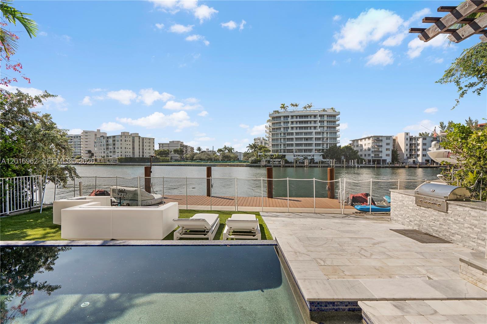 9380 Bay Dr Surfside, FL 33154