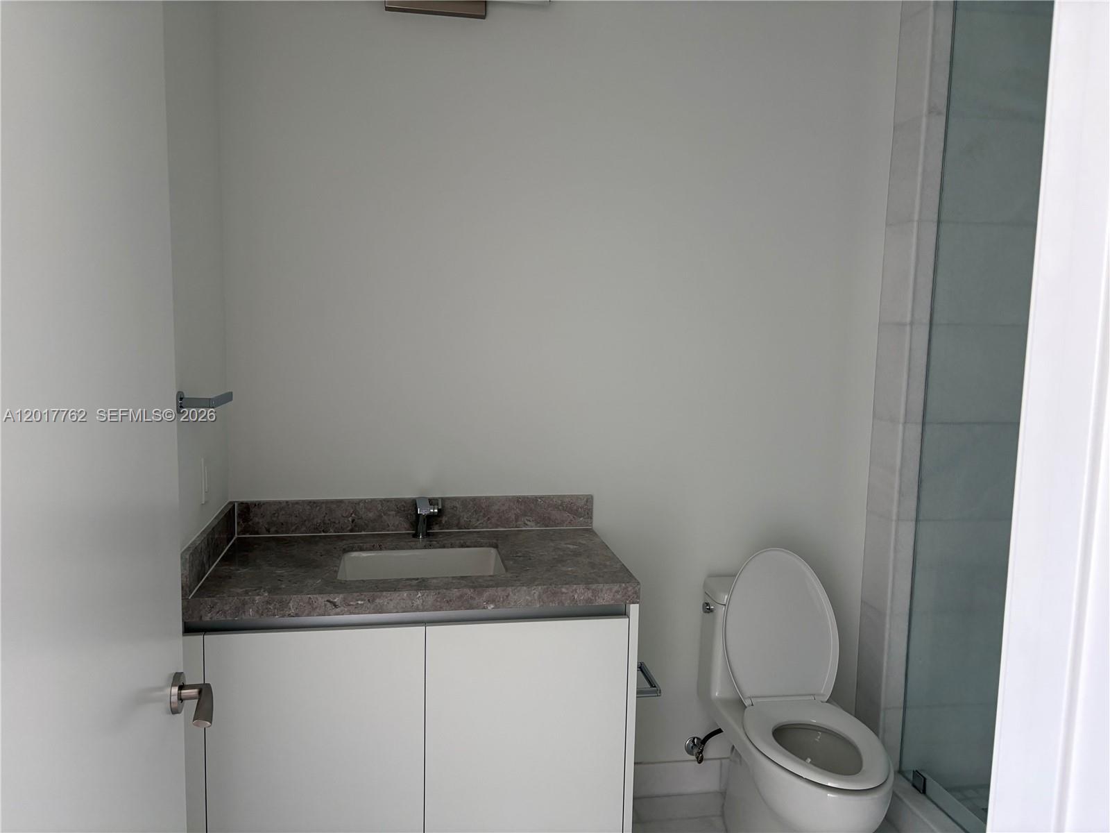 175 SE 25th #602 Miami, FL 33129