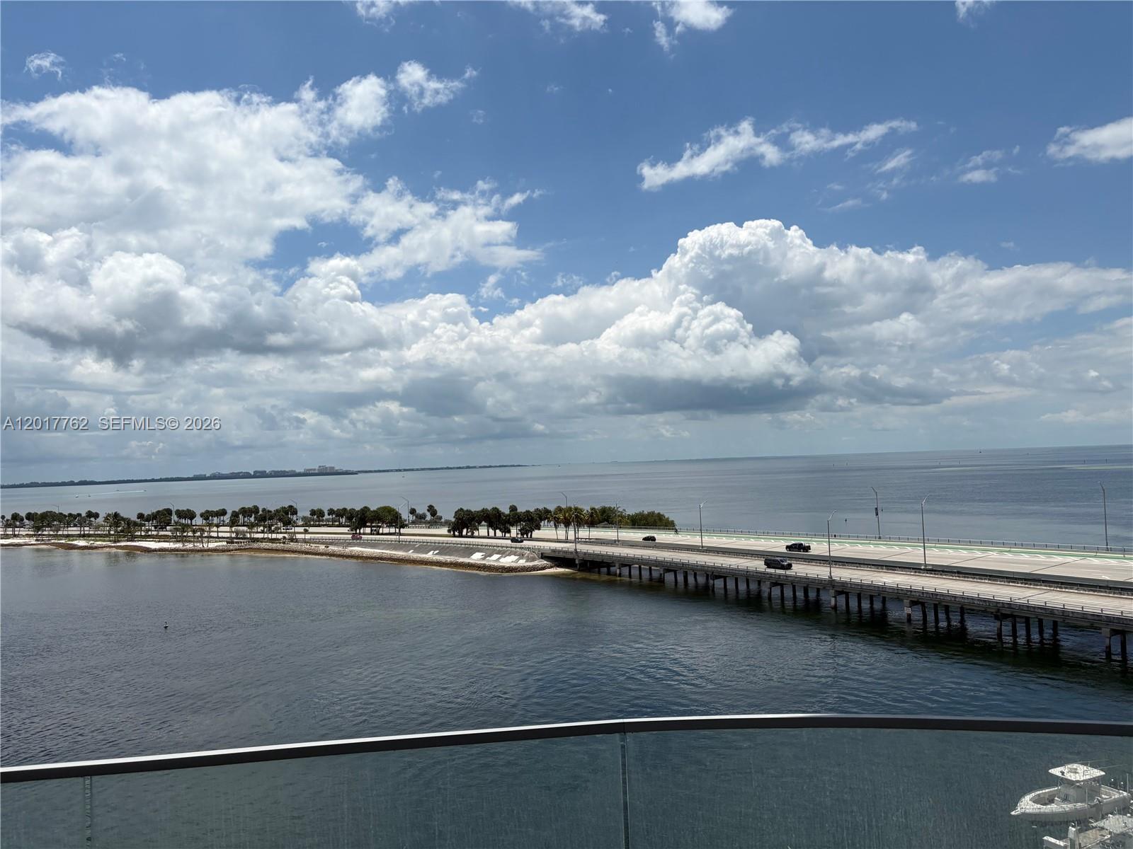 175 SE 25th #602 Miami, FL 33129