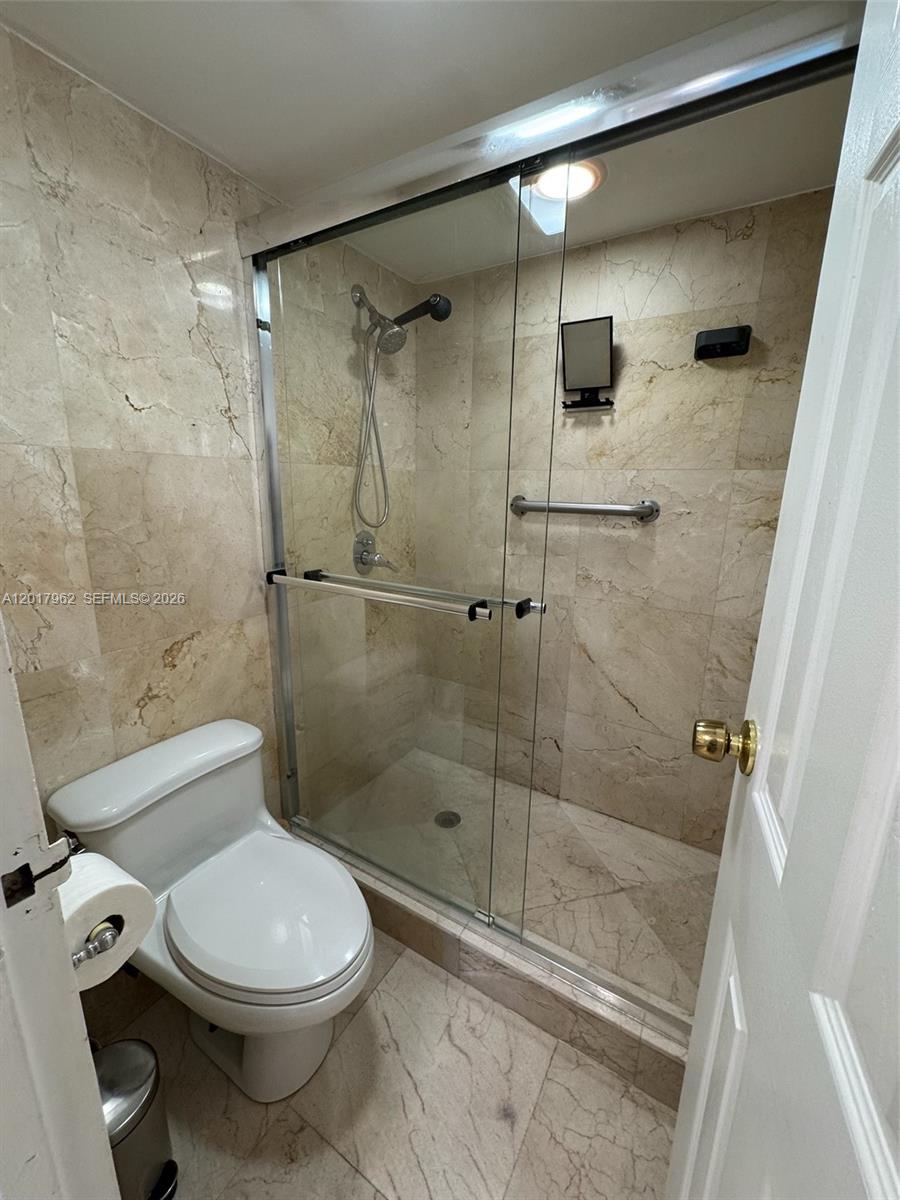 image Arlen House East27