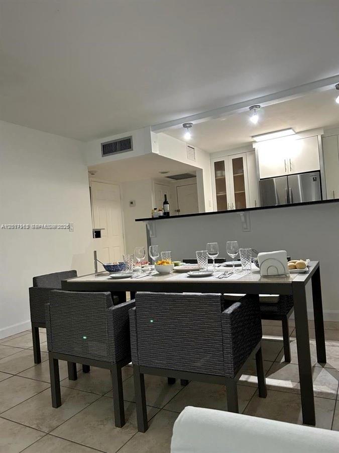 image Arlen House East6
