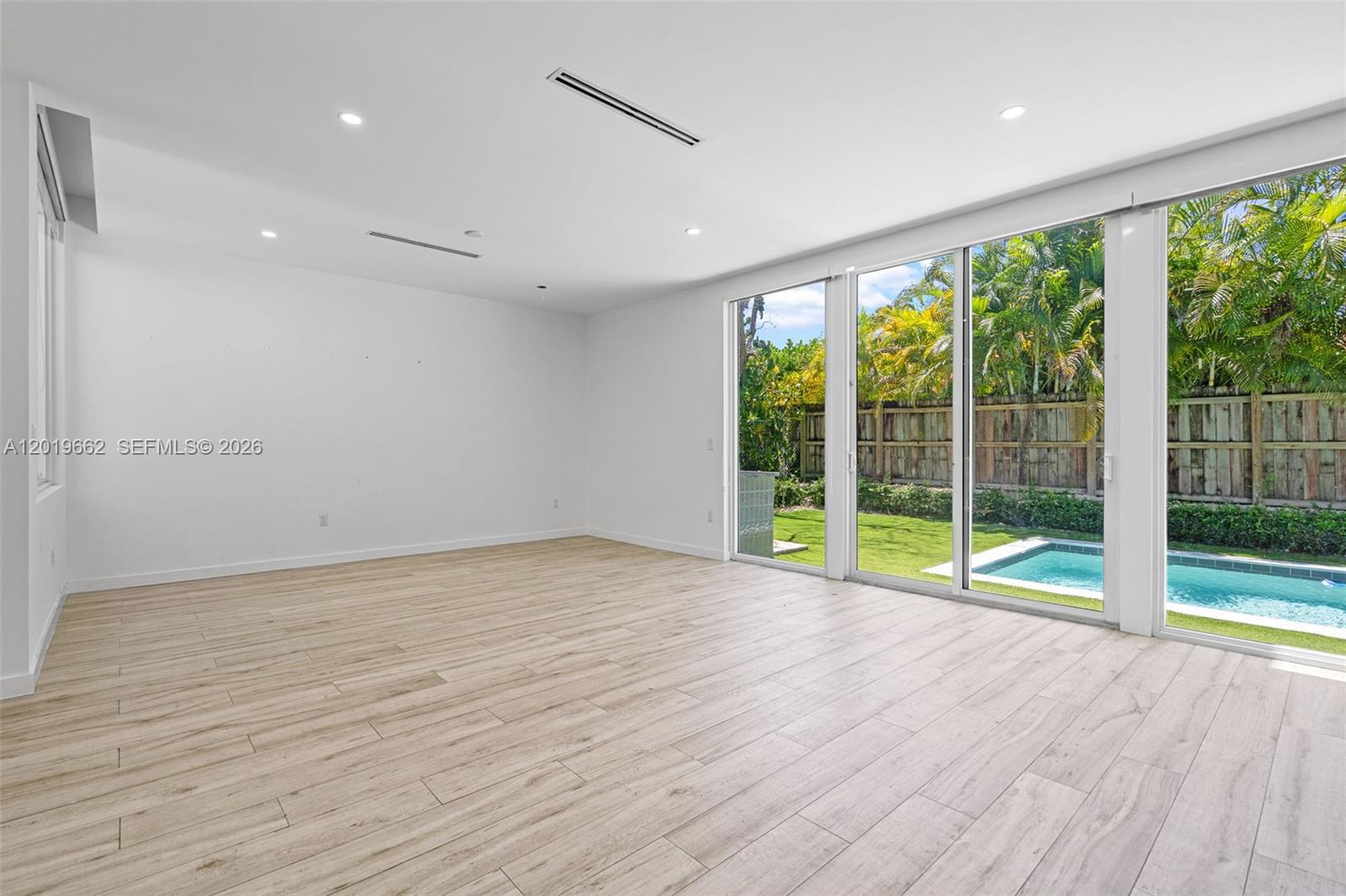 1816 SW 23rd St Miami, FL 33145