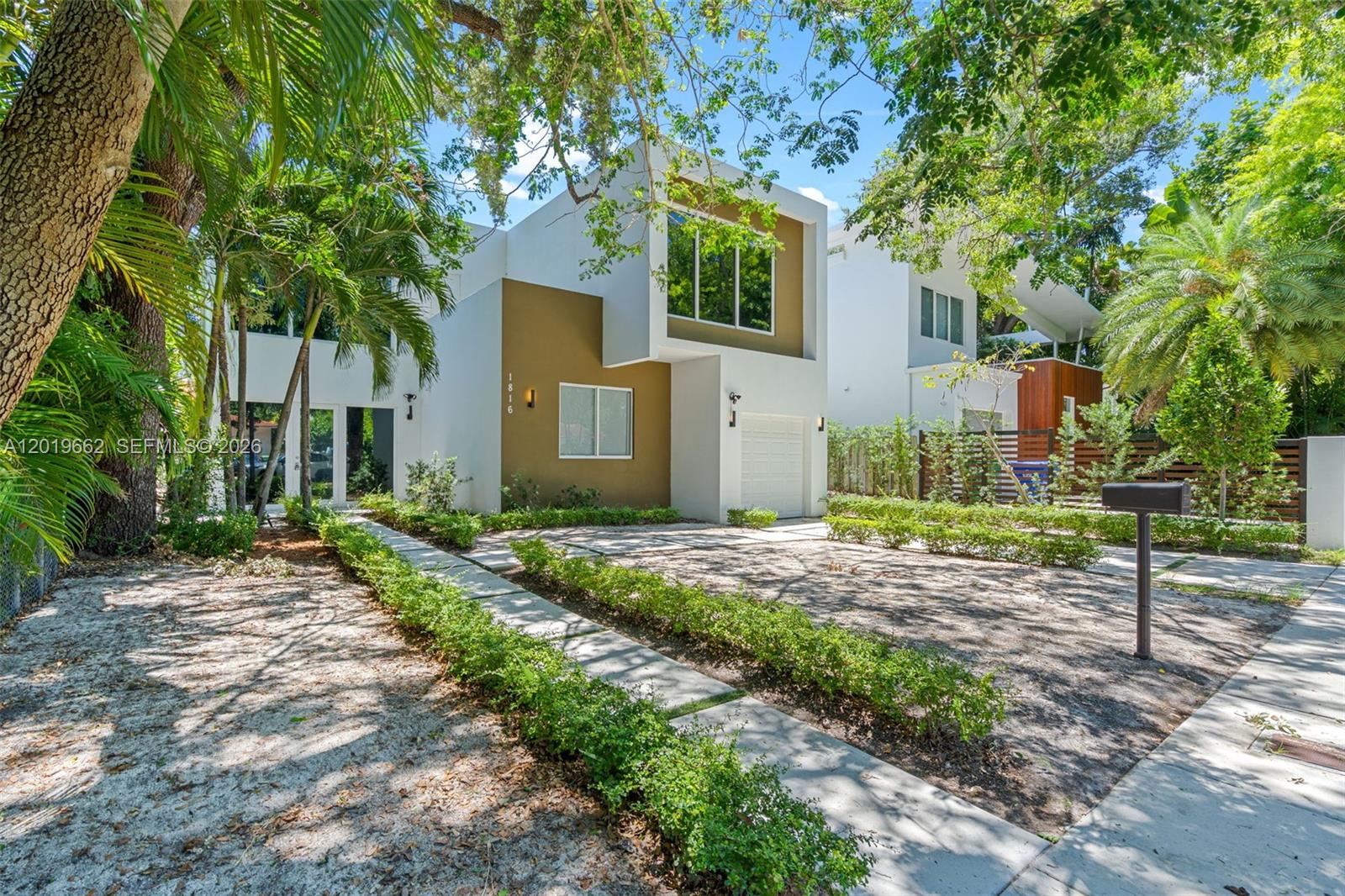 1816 SW 23rd St Miami, FL 33145