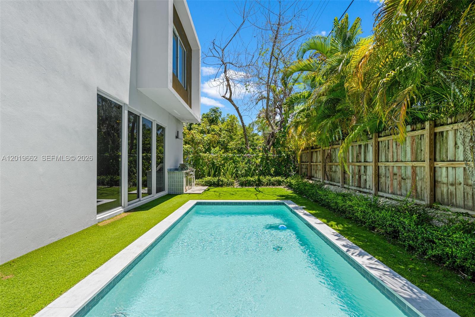 1816 SW 23rd St Miami, FL 33145