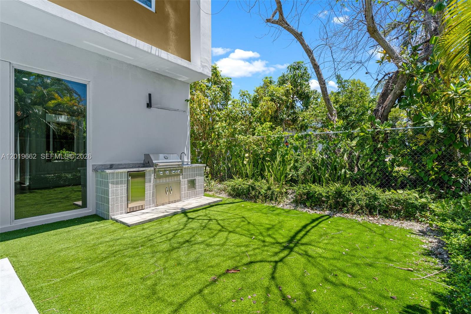 1816 SW 23rd St Miami, FL 33145