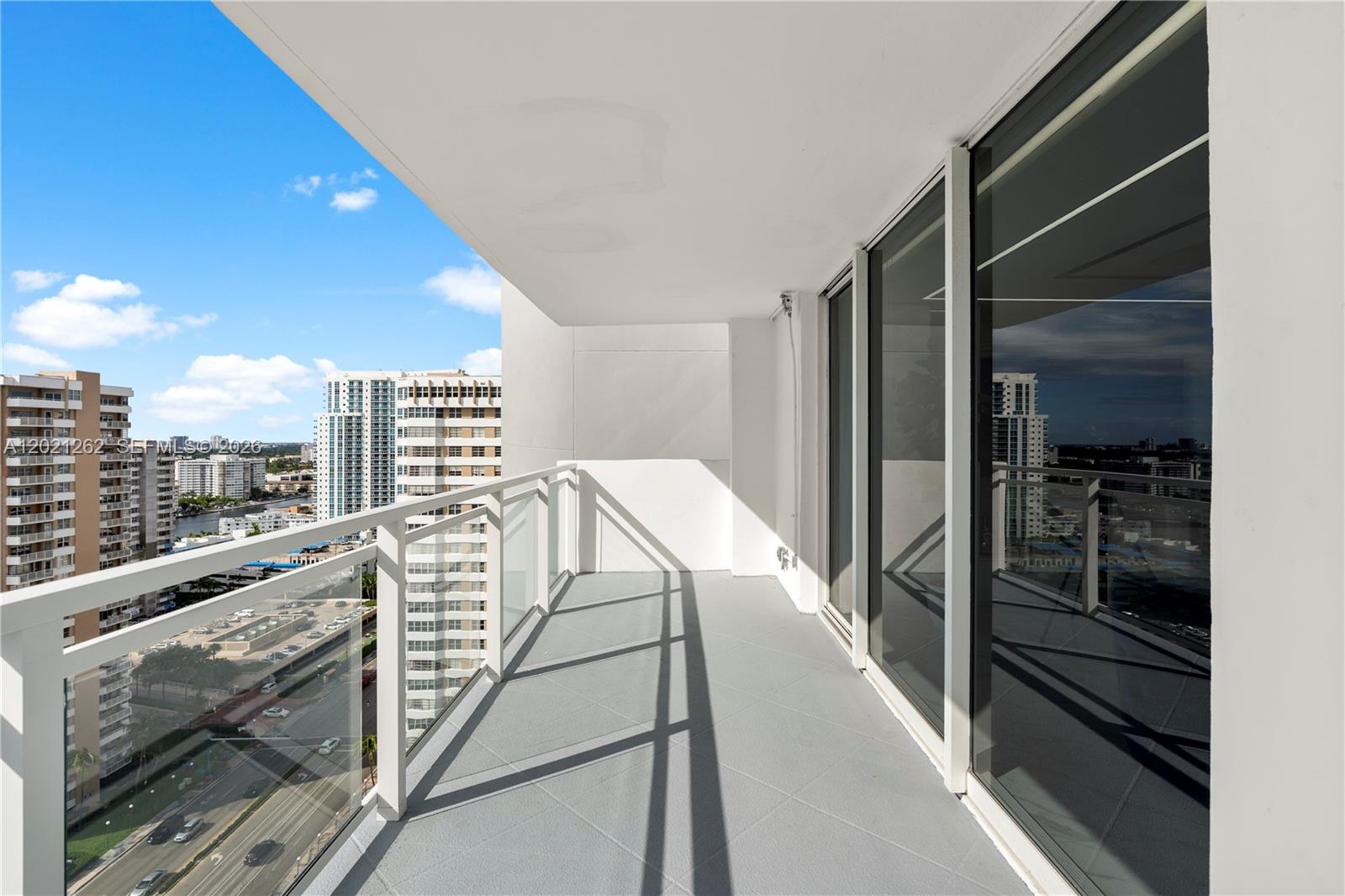 2030 S Ocean Dr #2127 Hallandale Beach, FL 33009