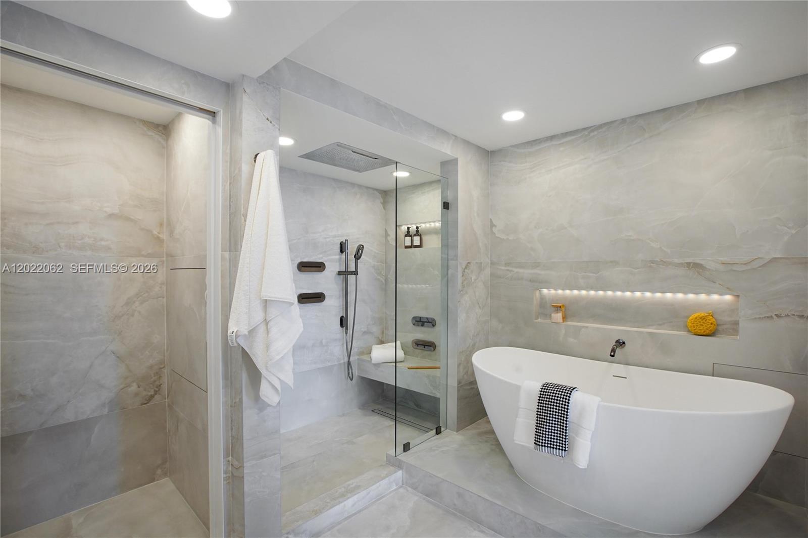 9 Island Ave #T2 Miami Beach, FL 33139