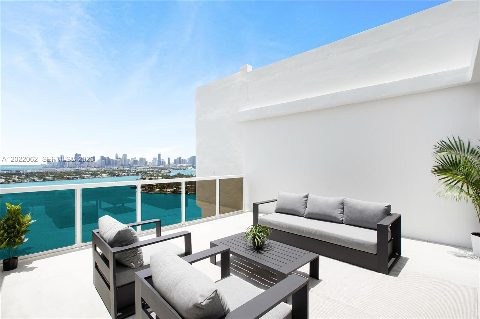 9 Island Ave #T2 Miami Beach, FL 33139