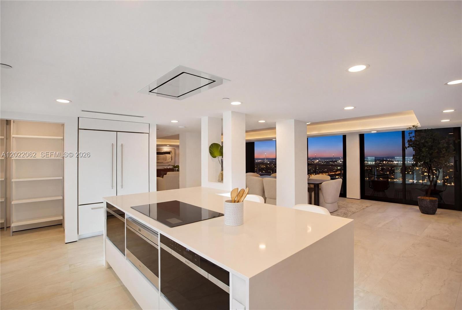 9 Island Ave #T2 Miami Beach, FL 33139